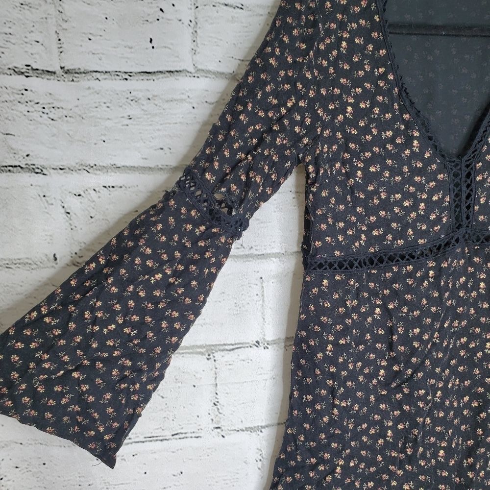 WAYF printed long sleeve floral mini dress medium - Picture 12 of 12